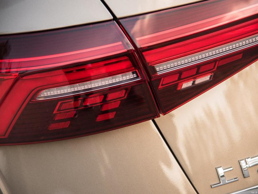 Детали экстерьера Volkswagen Passat L 2018 года  (CN) (фото 21 из 24)
